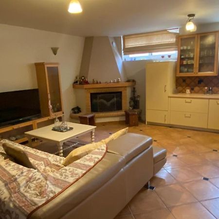 Seaside Family Apartment - Kalamata Farai Ngoại thất bức ảnh